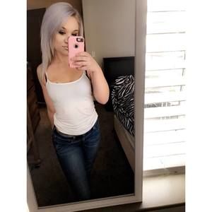 Meet your Posher, Kiley